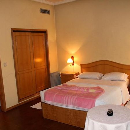 Bed and Breakfast Portucalense Porto Zimmer foto