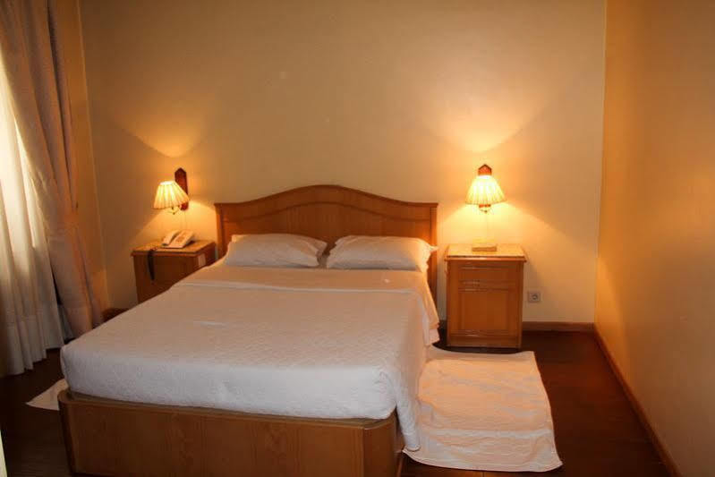 Bed and Breakfast Portucalense Porto Exterior foto